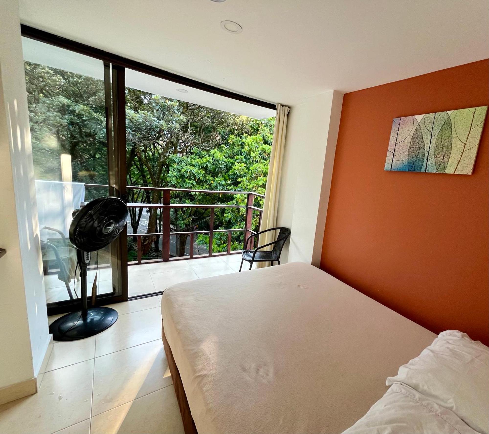 Casa Kiwi Hostel เมเดยิน ภายนอก รูปภาพ