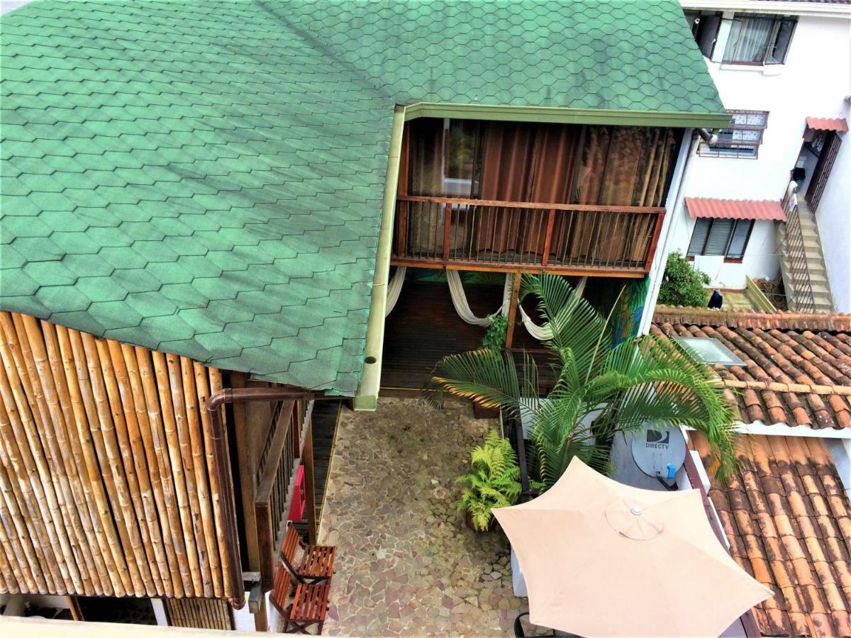 Casa Kiwi Hostel เมเดยิน ภายนอก รูปภาพ