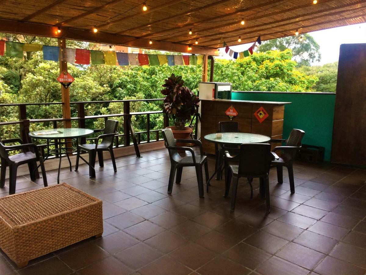 Casa Kiwi Hostel เมเดยิน ภายนอก รูปภาพ